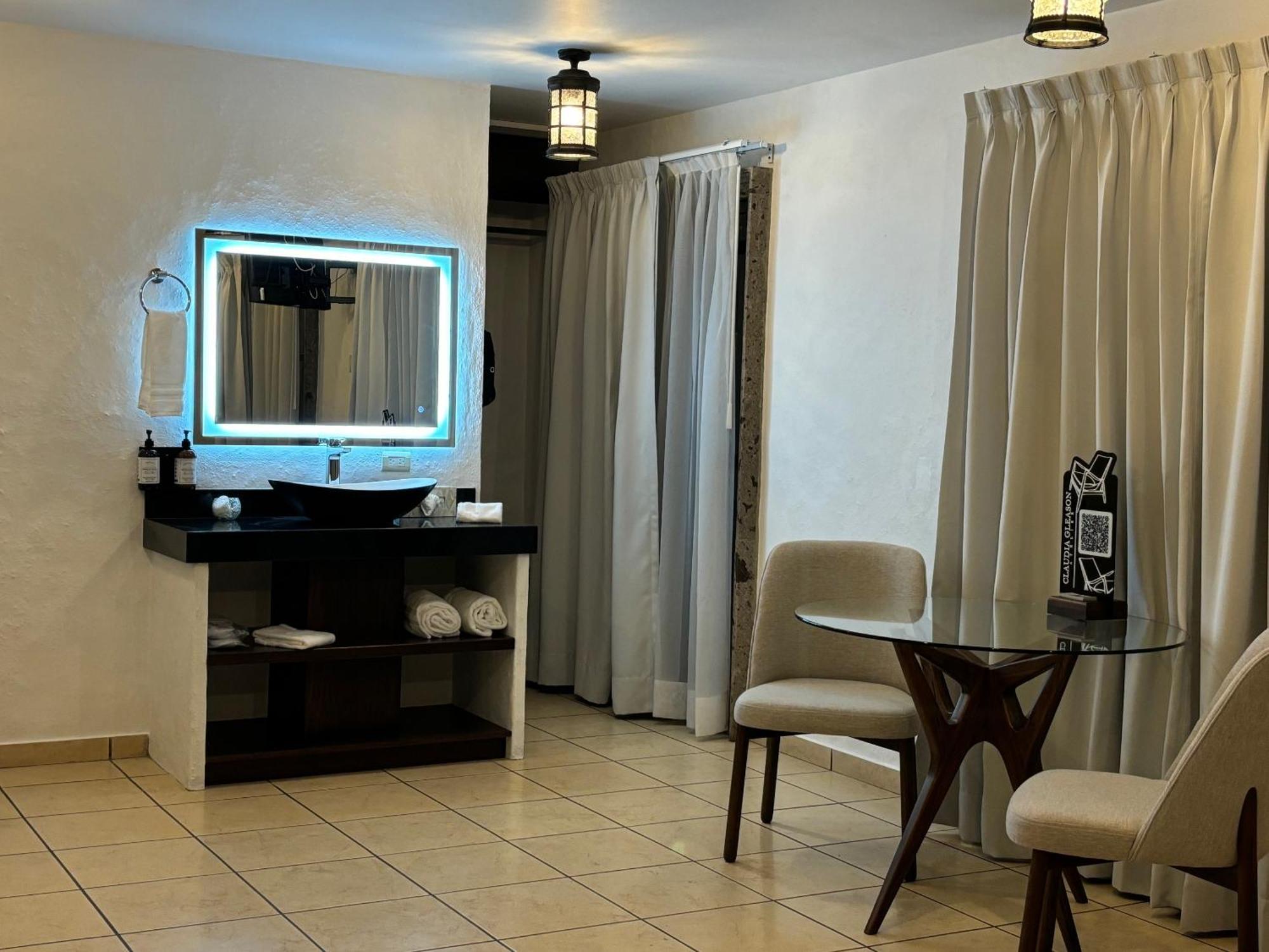 Quinta Don Jose Boutique Hotel Tlaquepaque Δωμάτιο φωτογραφία