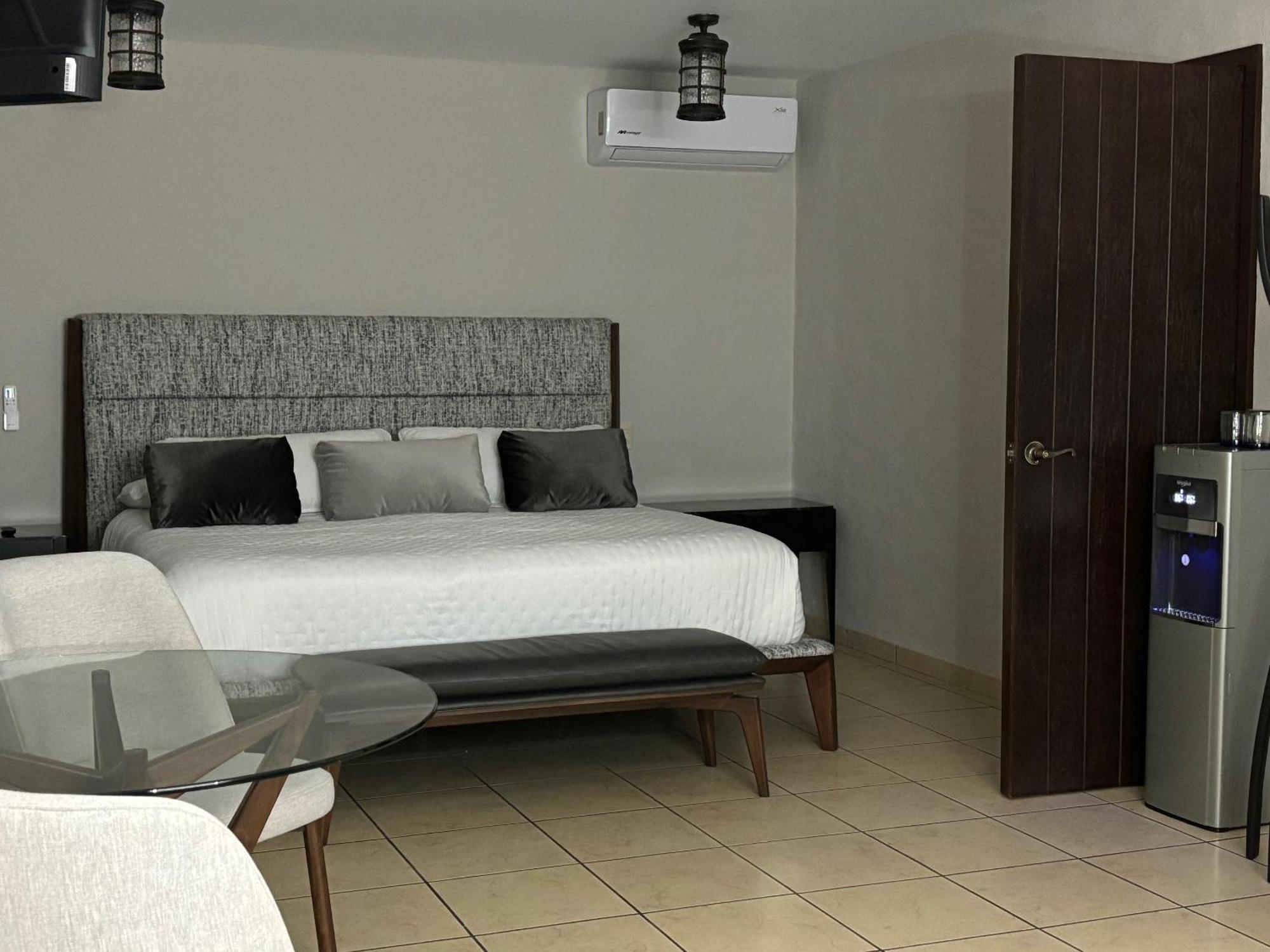 Quinta Don Jose Boutique Hotel Tlaquepaque Δωμάτιο φωτογραφία